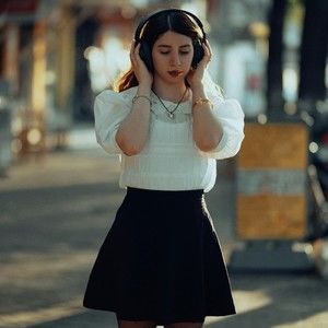 Meet your Posher, Beatrice